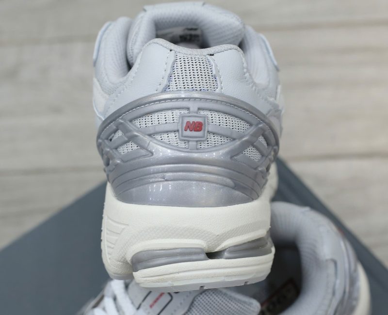 Giày New Balance 1906 Silver Metallic Chuẩn 99% Auth