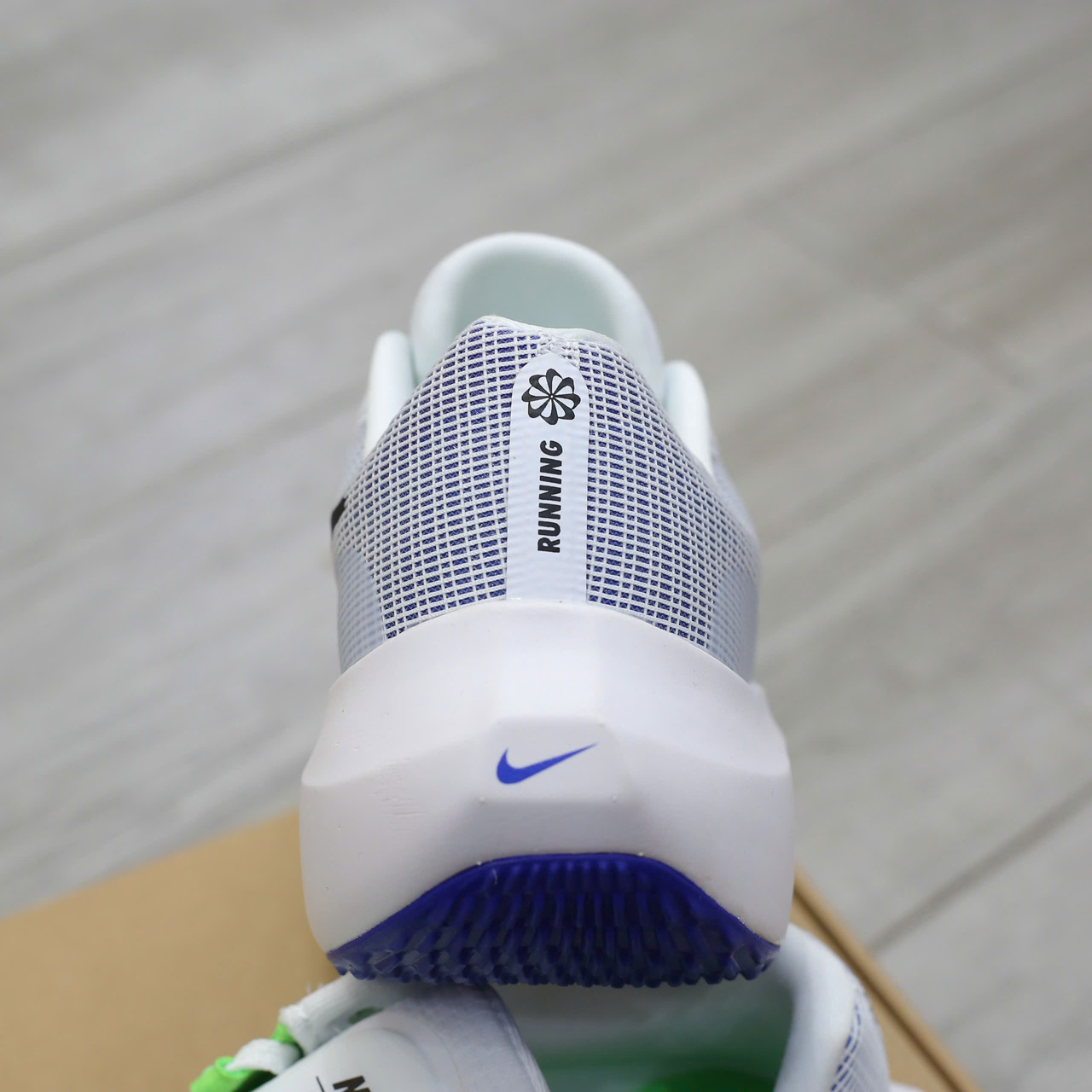 Giày Nike Zoom Fly 5 ‘White Green Strike Blue’ Chuẩn 99% Auth