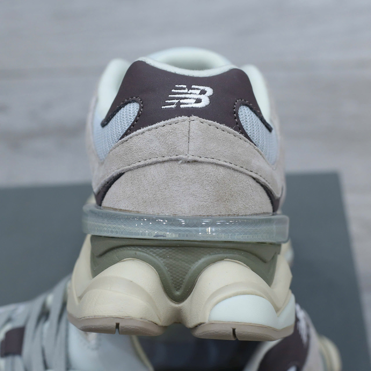 Giày New Balance 9060 ‘Grey Matter Timberwolf’ Best Quality