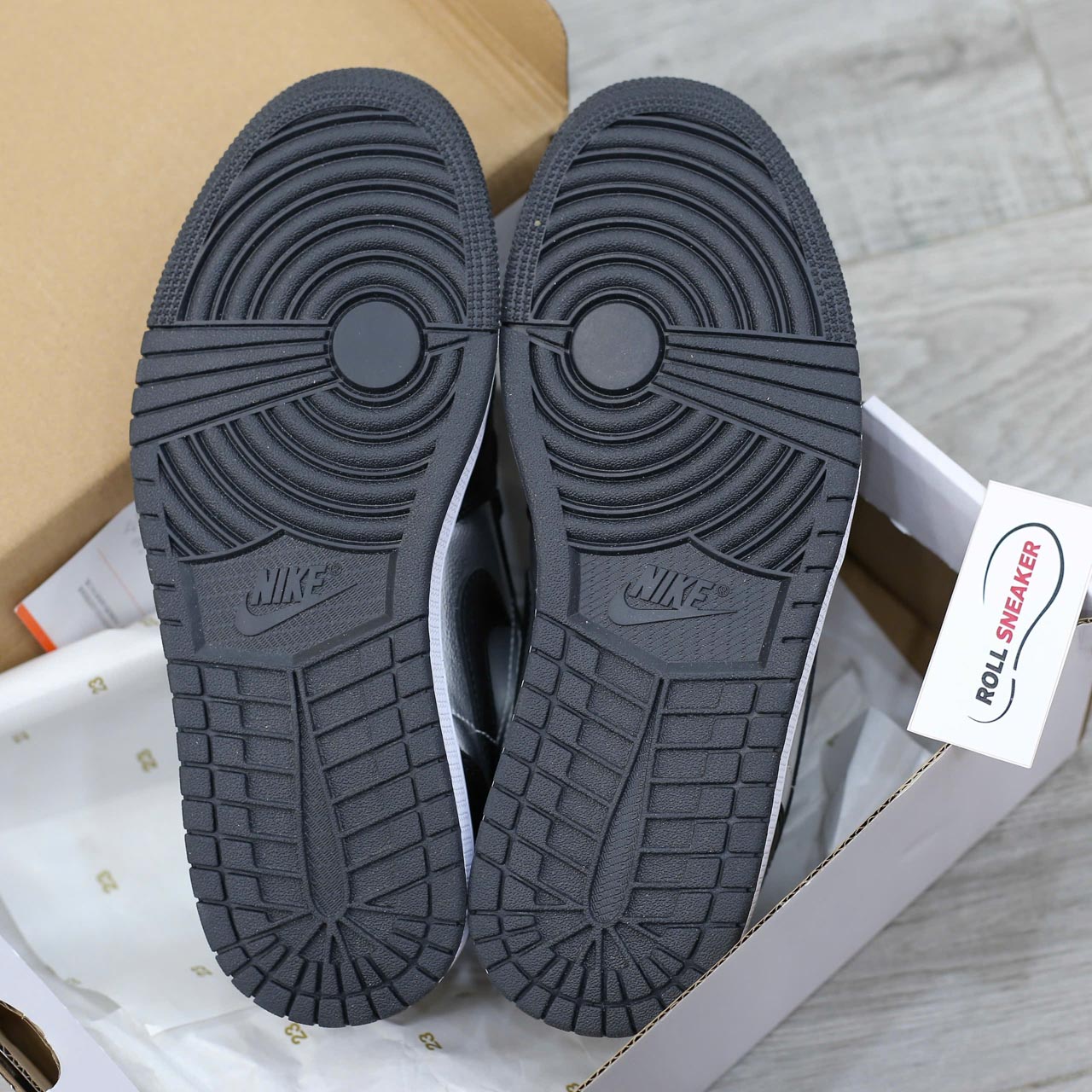 Giày Nike Air Jordan 1 Low SE Black Metallic Silver Best Quality