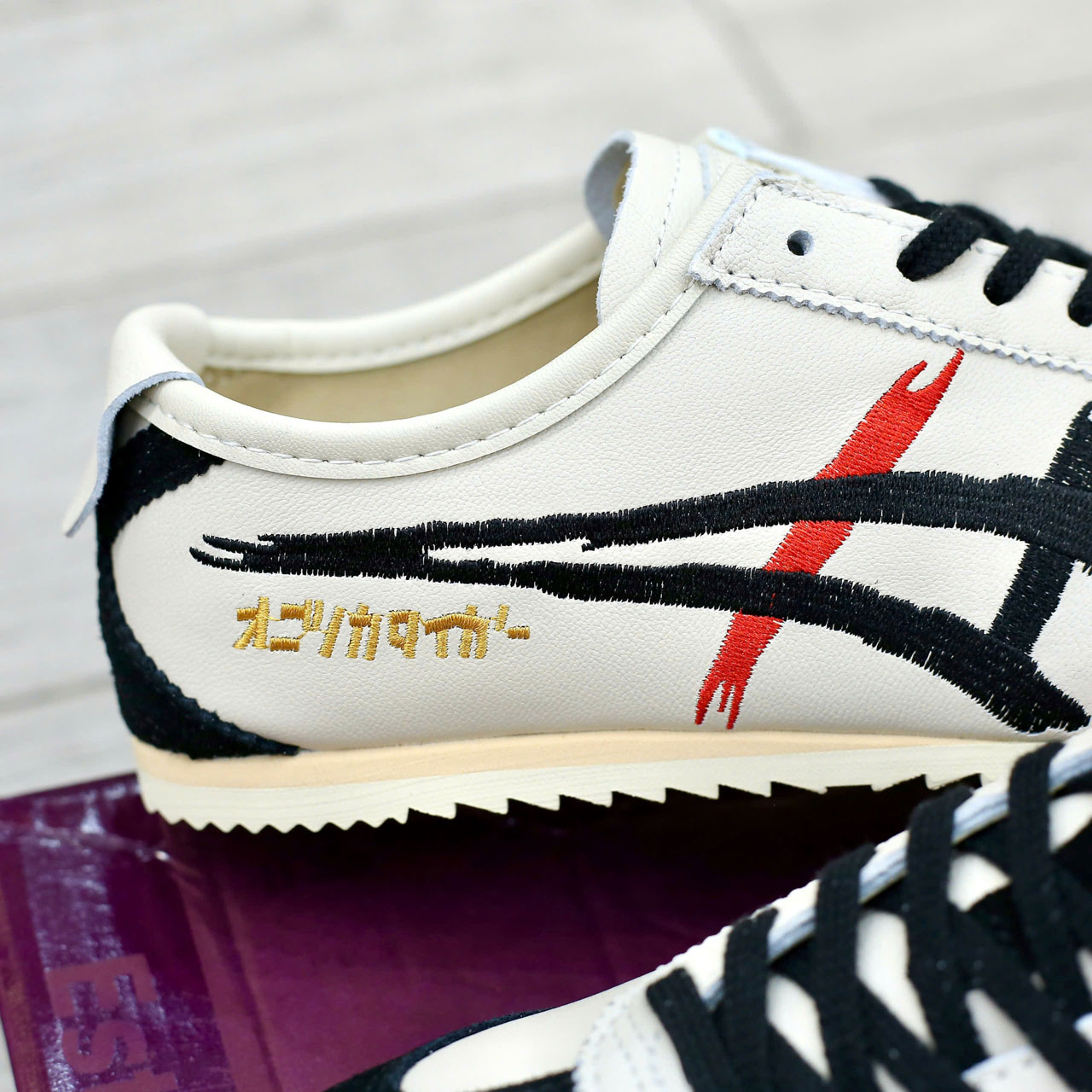 Giày Onitsuka Tiger Mexico 66 ‘Deluxe’