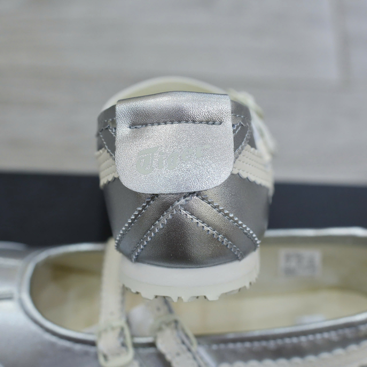 Giày Onitsuka Tiger Mexico 66 TGRS Silver Cream Best Quality